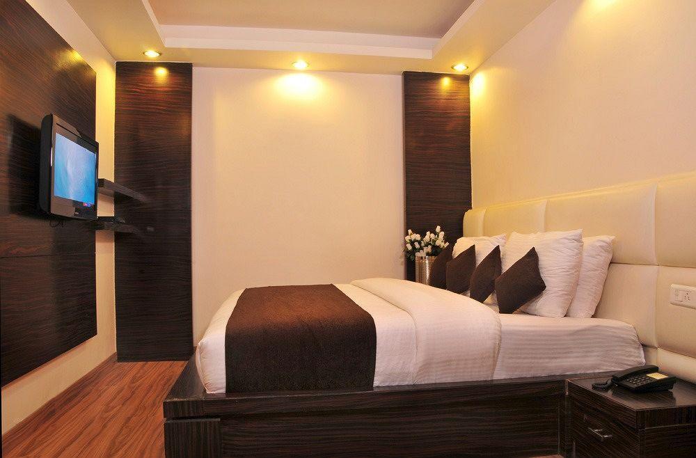 Hotel Elegance New Delhi Luaran gambar