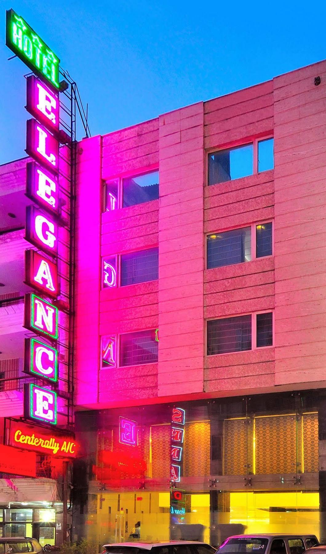 Hotel Elegance New Delhi Luaran gambar