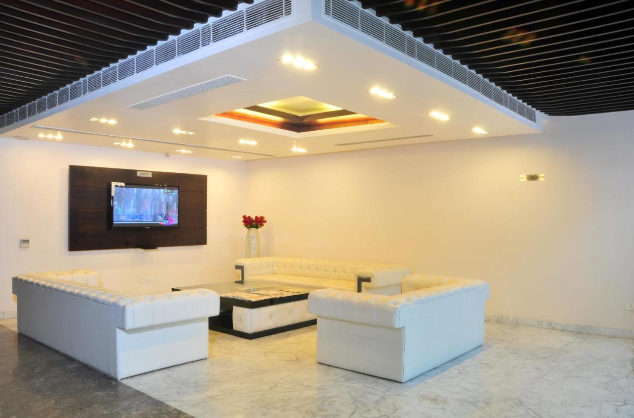 Hotel Elegance New Delhi Luaran gambar